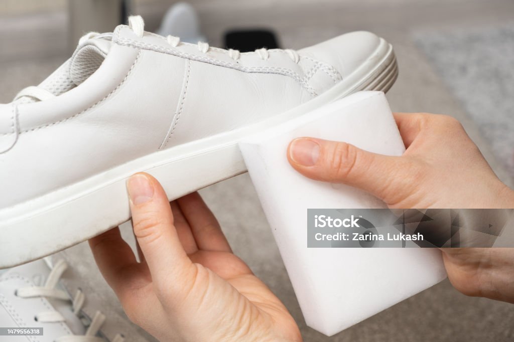 Portable Shoes Cleaning Wipes, Disposable Shoe Wipes, Dirt Cleaning Wipes even.pk